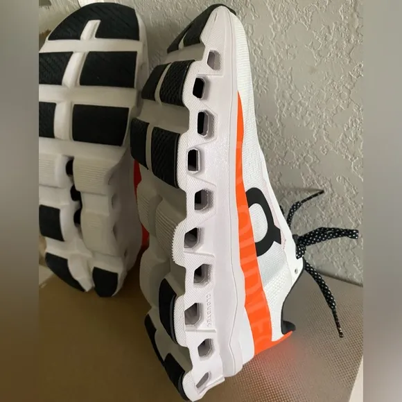 WOMEN'S White All ON Cloud CLOUDMONSTER RUNNING SHOES Sneakers Size 9