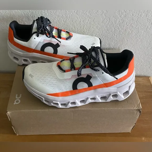 WOMEN'S White All ON Cloud CLOUDMONSTER RUNNING SHOES Sneakers Size 9