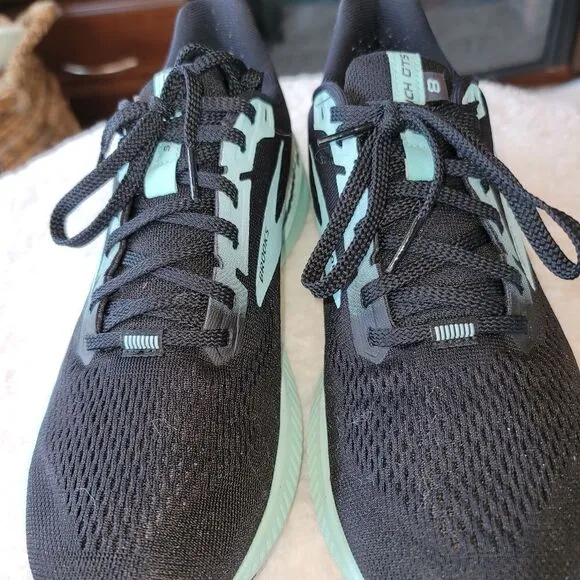 Womens Brooks Running Shoes