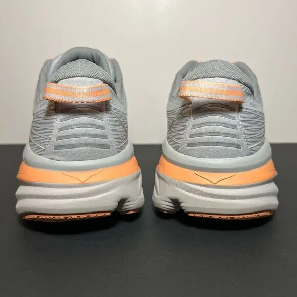 Womens HOKA ONE ONE Bondi 7 Gray Running Shoes / Size 10.5