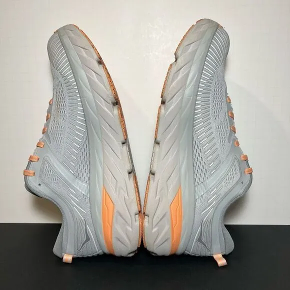 Womens HOKA ONE ONE Bondi 7 Gray Running Shoes / Size 10.5