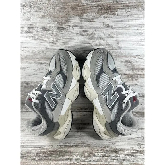 Youth New Balance 9060 Gray Sneakers Sz 3M Athletic Gym