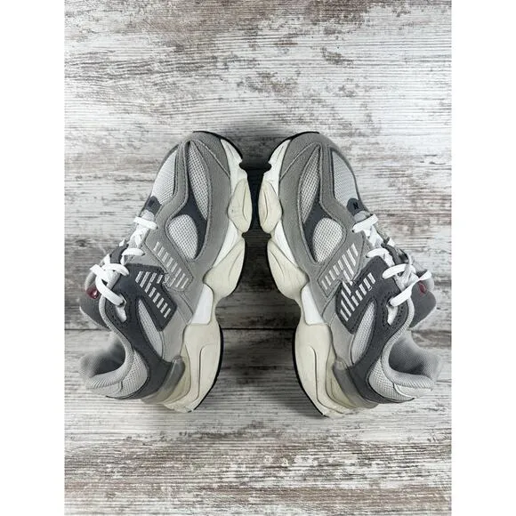 Youth New Balance 9060 Gray Sneakers Sz 3M Athletic Gym