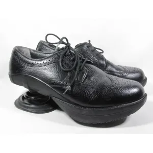 Z Coil Freedom Enclosed Coil Lace Up Sneaker Men size 12