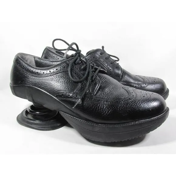 Z Coil Freedom Enclosed Coil Lace Up Sneaker Men size 12