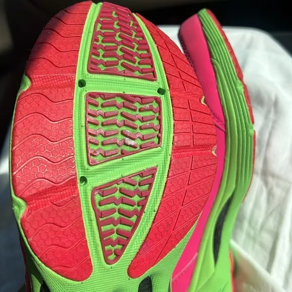Zoot Ultra Race Neon Pink Yellow Green Shoe